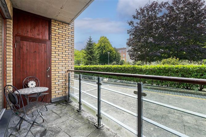 98 Pugin House, Loreto Abbey, Dublin 14, County Dublin