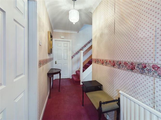 96 Beech Grove, Lucan, Dublin REA McDonald 4746980 MyHome.ie