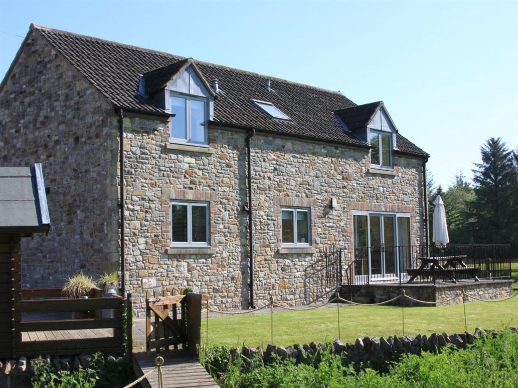 Barn in Somerset, Vacation Rental in Somerset, England, Radstock, Somerset