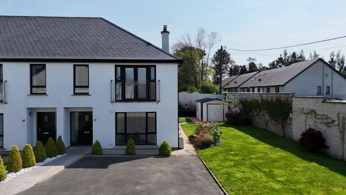 27 The Woods, Glounthaune, Cork
