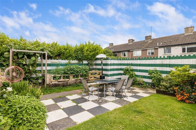 60 Rathsallagh Drive, Shankill, Dublin 18