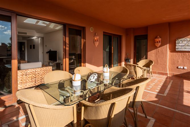 Spain, Estepona, - COSTA-01087P