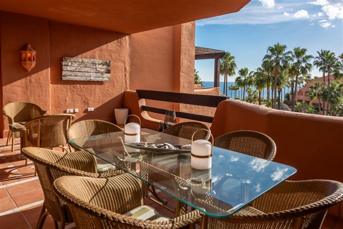 Spain, Estepona, - COSTA-01087P