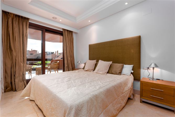 Spain, Estepona, - COSTA-01087P