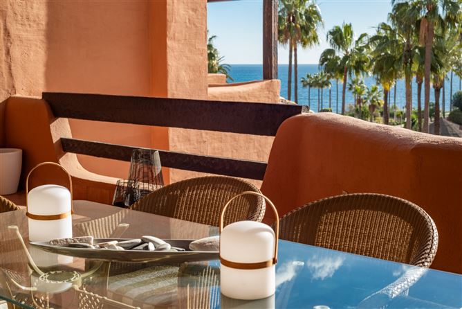 Spain, Estepona, - COSTA-01087P