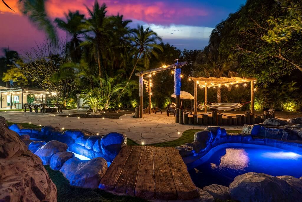 Paradise Grotto,Miami,Florida,USA