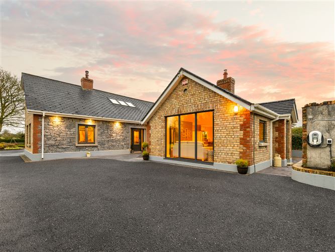 Baltracey House, Eadestown, Naas, Co. Kildare