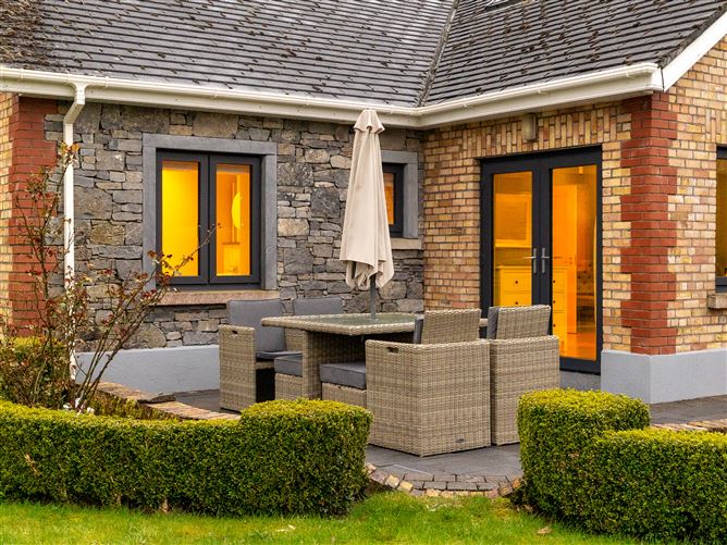 Baltracey House, Eadestown, Naas, Co. Kildare