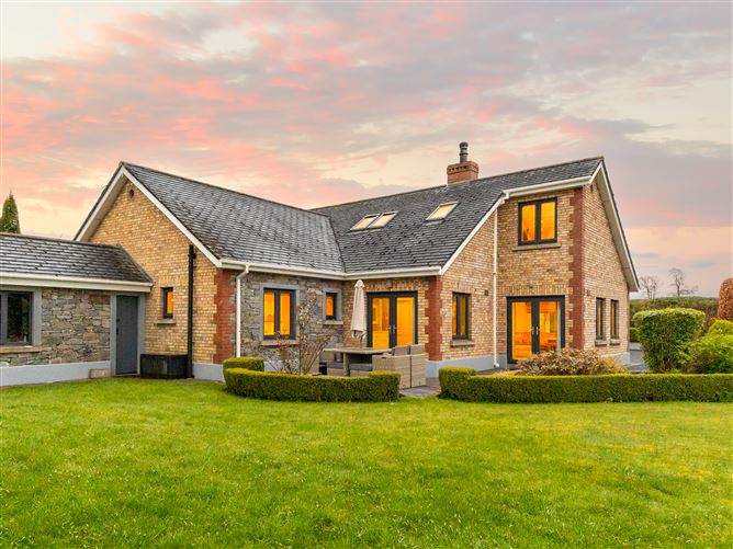 Baltracey House, Eadestown, Naas, Co. Kildare