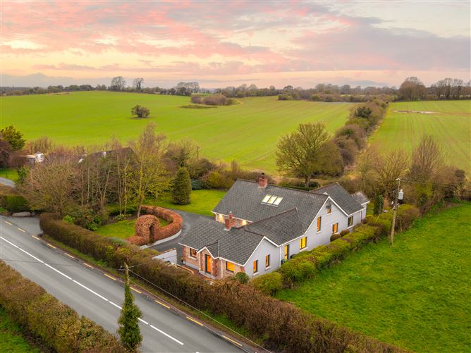 Baltracey House, Eadestown, Naas, Co. Kildare