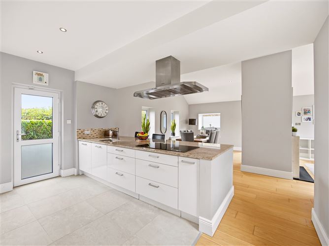 Baltracey House, Eadestown, Naas, Co. Kildare