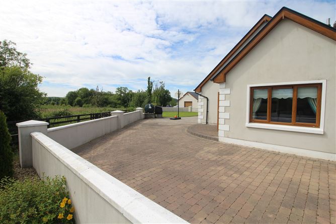 Photo 31 of 34 — Effrinagh, Carrick On Shannon, Co. Leitrim