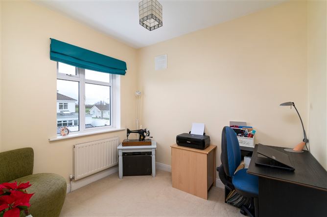 24 Lynally Grove, Mucklagh, Tullamore, Co. Offaly