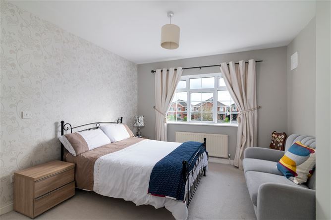 24 Lynally Grove, Mucklagh, Tullamore, Co. Offaly