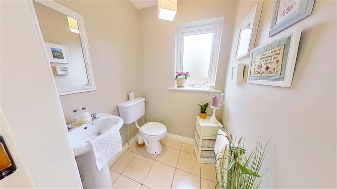 6 Quignalecka, Sligo Rd, Ballina, Co. Mayo.