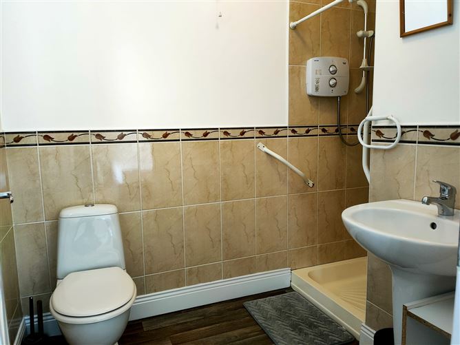 11 The Cloisters, Castlebridge, Wexford