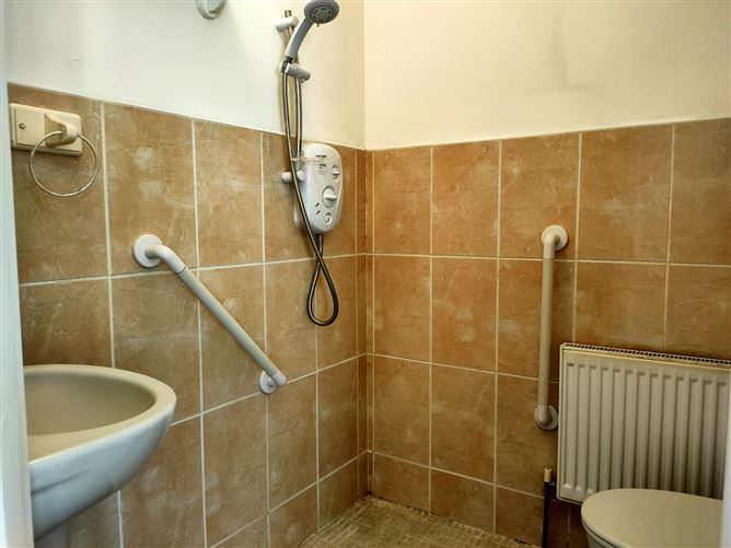 11 The Cloisters, Castlebridge, Wexford