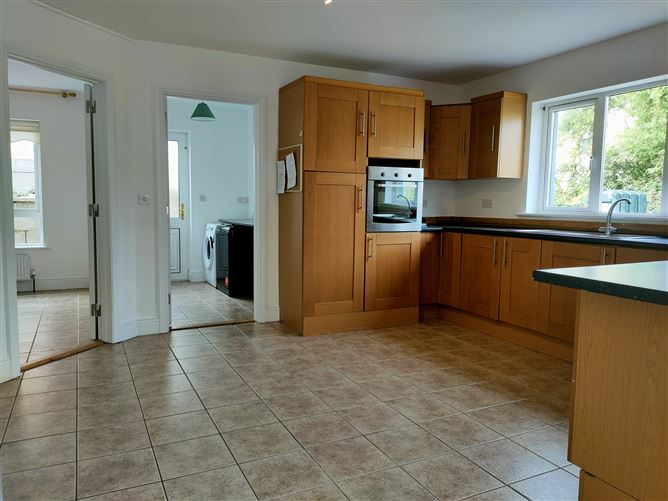11 The Cloisters, Castlebridge, Wexford