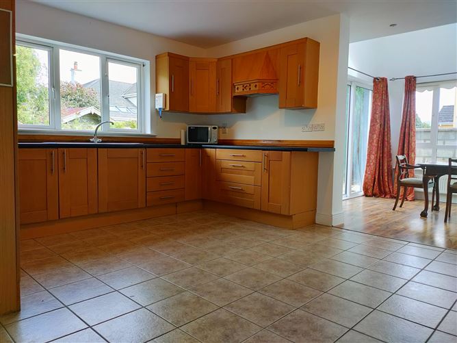 11 The Cloisters, Castlebridge, Wexford