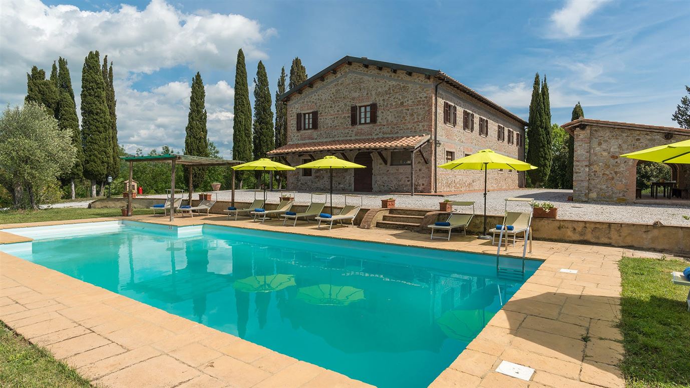 Twin Set & Pearls,Montecatini Val di Cecina,Tuscany,Italy