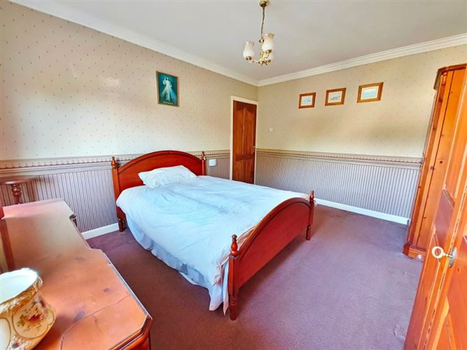 46 Shanganagh Grove, Shankill, Dublin 18