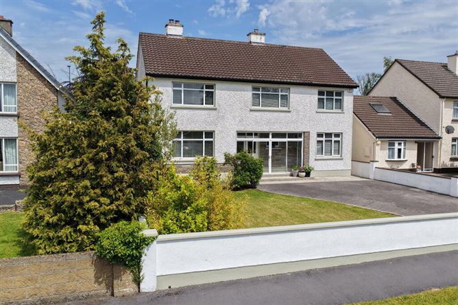 8 Shannon Lodge, Carrick-On-Shannon, Leitrim
