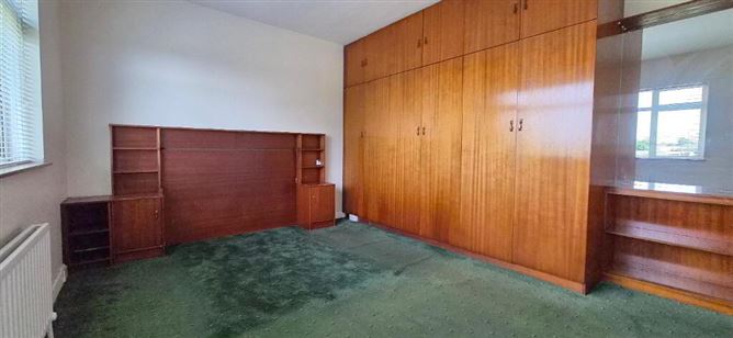 Photo 36 of 59 — 8 Shannon Lodge, Carrick-On-Shannon, Leitrim