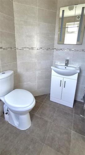 Photo 15 of 59 — 8 Shannon Lodge, Carrick-On-Shannon, Leitrim