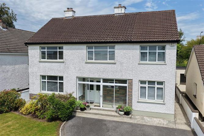Photo 3 of 59 — 8 Shannon Lodge, Carrick-On-Shannon, Leitrim