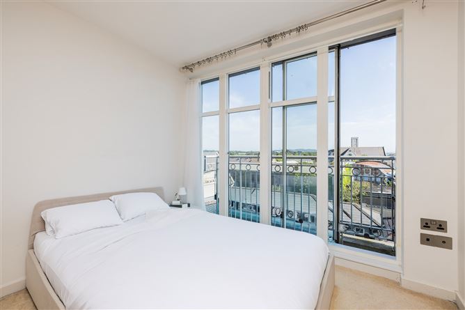 Photo 14 of 35 — Apartment 24, Southpoint, 60 Main Street, Bray, Co. Wicklow