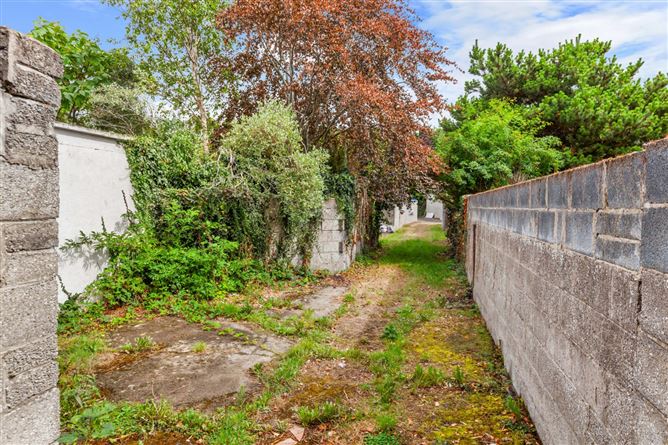 Photo 19 of 24 — 53 The Rise, Glasnevin, Dublin 9