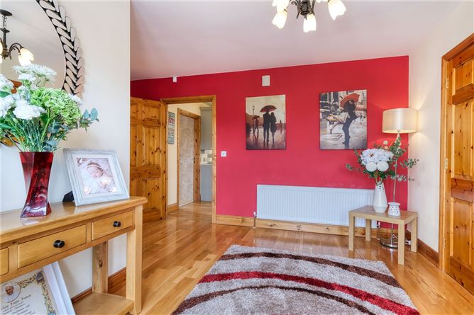 9 Railway Court, Newtownforbes, Co. Longford