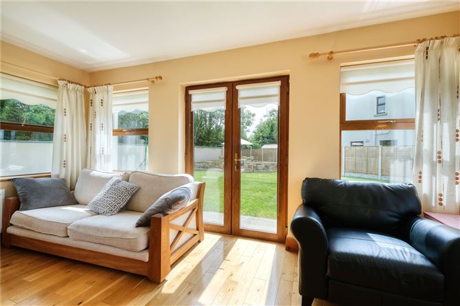 9 Railway Court, Newtownforbes, Co. Longford
