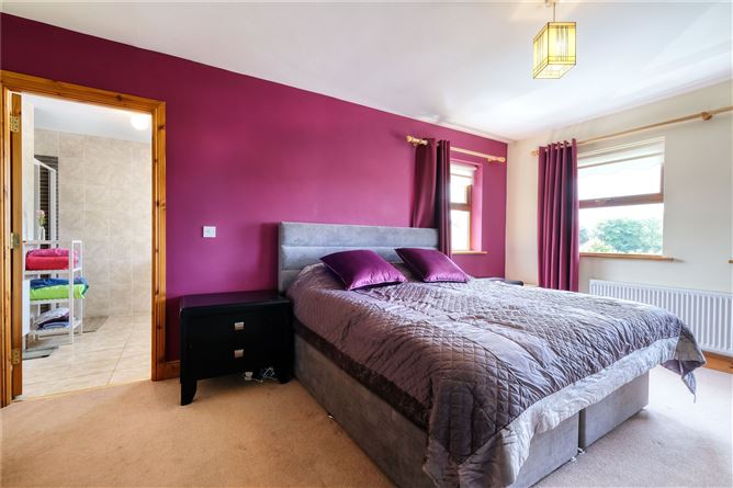 9 Railway Court, Newtownforbes, Co. Longford
