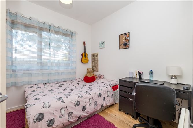 13 The Claremont, Santry, Dublin 9