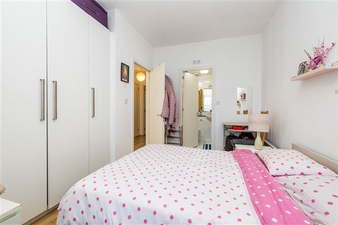 13 The Claremont, Santry, Dublin 9