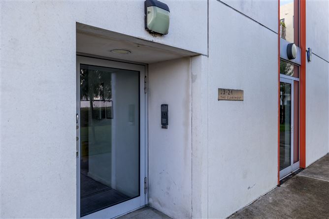 13 The Claremont, Santry, Dublin 9