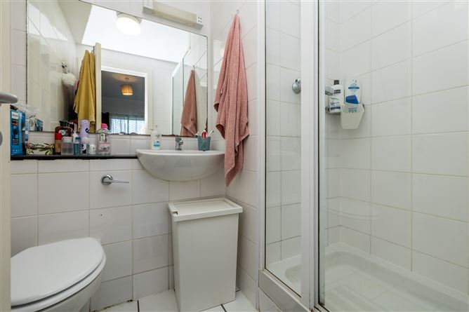 13 The Claremont, Santry, Dublin 9