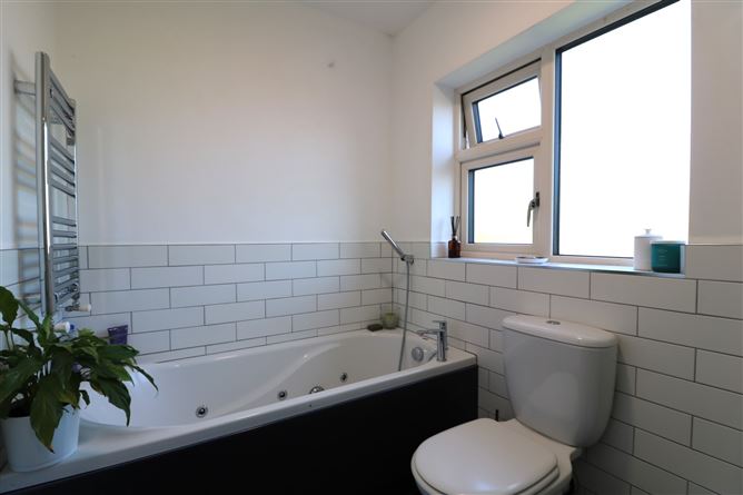 346 Castletown, Leixlip, Kildare