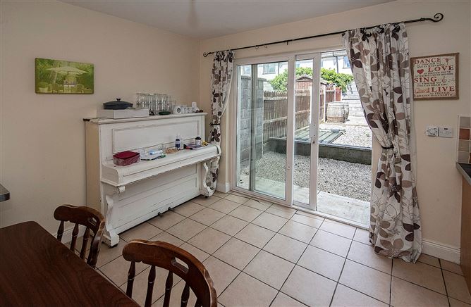 34 Town Court, Dungarvan, Co. Waterford