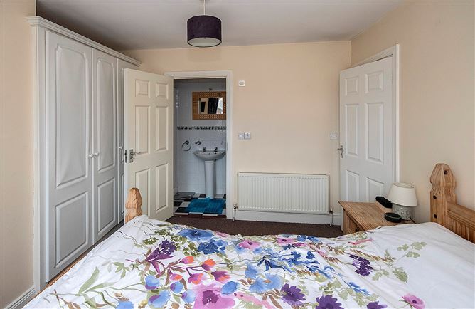 34 Town Court, Dungarvan, Co. Waterford