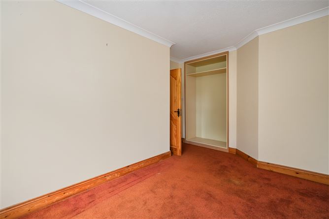 19 Palmers Glade, Palmerstown, Dublin 20