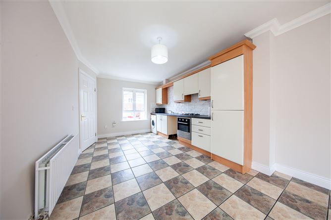 https://photos-a.propertyimages.ie/media/0/9/1/5015190/0528efb4-c55a-45f4-bb0b-12a14cfad546_l.jpg