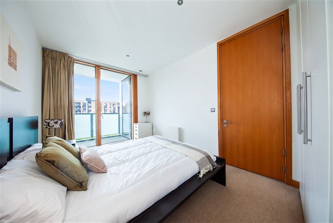 Photo 16 of 26 — Apt 31, Saunders House, Spencer Dock, IFSC, Dublin 1
