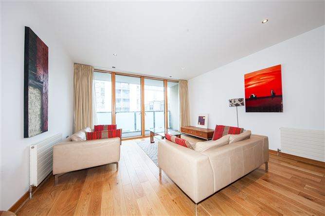 Photo 4 of 26 — Apt 31, Saunders House, Spencer Dock, IFSC, Dublin 1