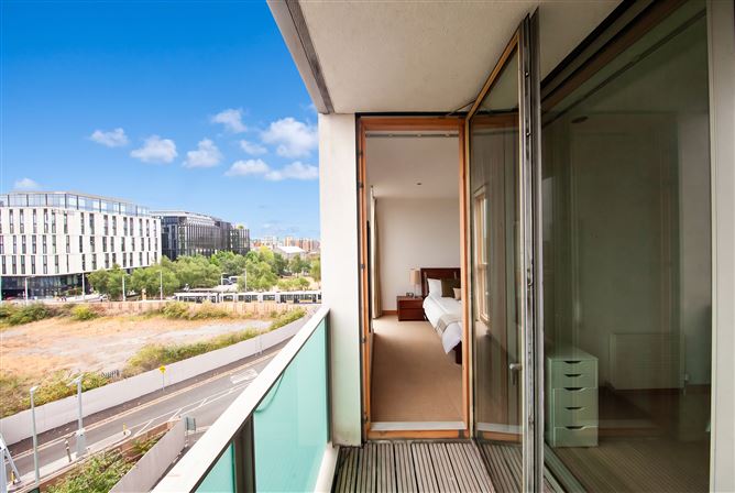 Photo 14 of 26 — Apt 31, Saunders House, Spencer Dock, IFSC, Dublin 1