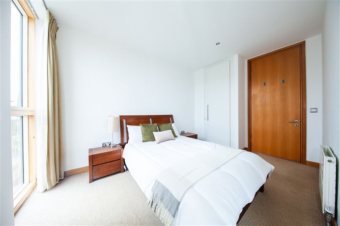 Photo 18 of 26 — Apt 31, Saunders House, Spencer Dock, IFSC, Dublin 1
