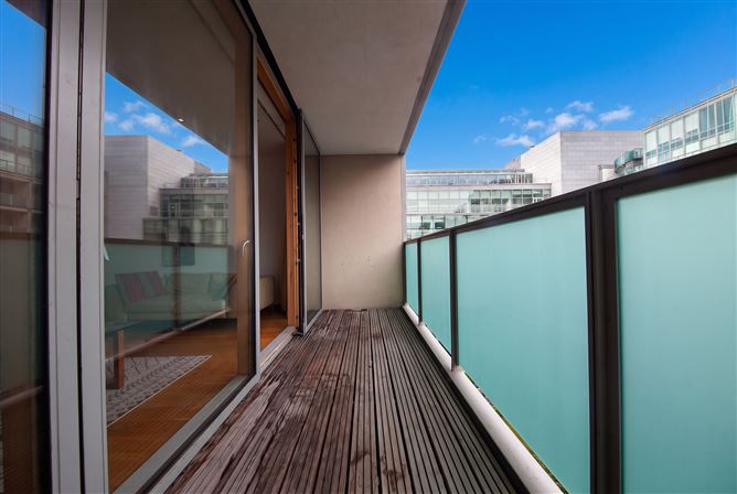 Photo 8 of 26 — Apt 31, Saunders House, Spencer Dock, IFSC, Dublin 1
