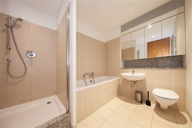 Photo 22 of 26 — Apt 31, Saunders House, Spencer Dock, IFSC, Dublin 1