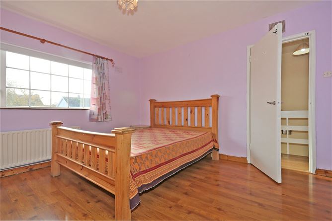 16 Finian Park, Shannon, Co. Clare